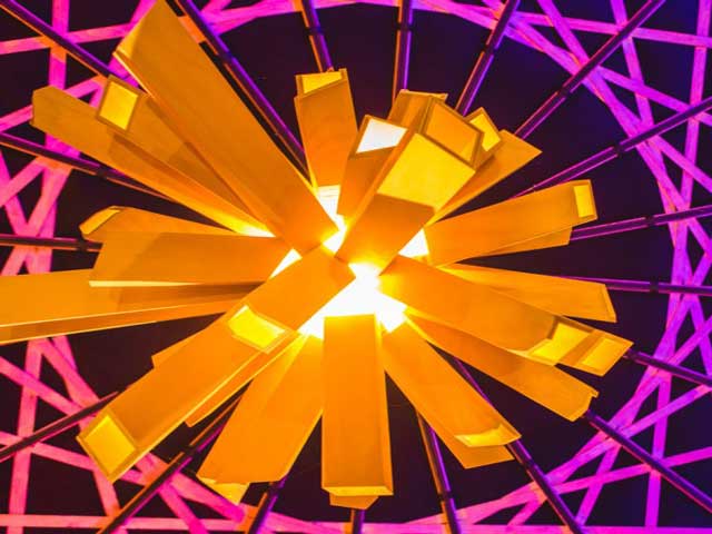 Mercedes – Benz: The Temporium